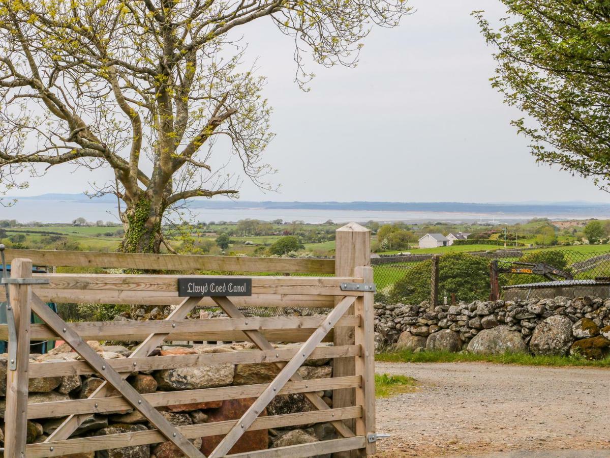 Llwyd Coed Canol Caernarfon Exterior photo